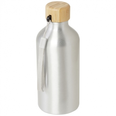 Malpeza butelka na wodę o pojemności 500 ml wykonana z aluminium pochodzącego z recyklingu z certyfikatem RCS